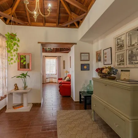 Chl Casa Tradicional Basilisa Capote, La Palma